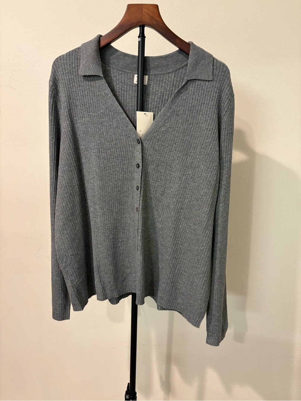 Collared Rib-Knit Button Front Top in Gray 2X